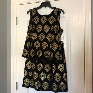 Matching Foil Print Top with Pencil Skirt